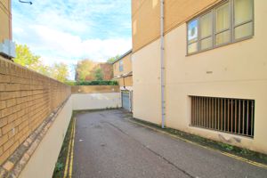 Photo 14- click for photo gallery